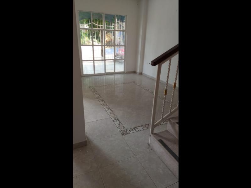 Finca Raiz